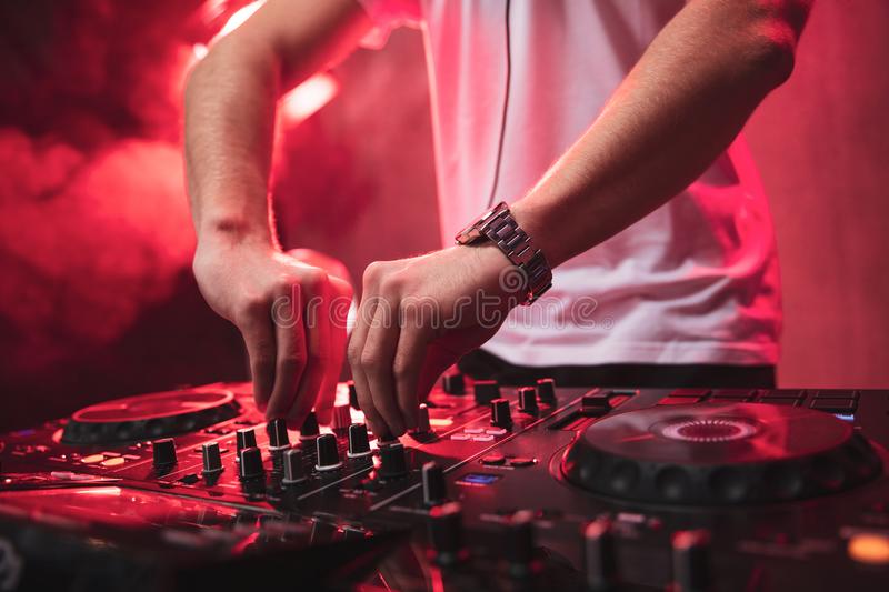 Binks House DJ
